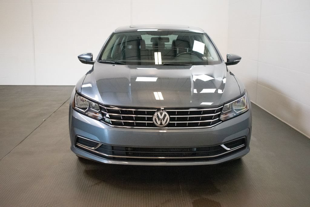 Used 2019 Volkswagen Passat 2.0T Wolfsburg FWD image 2