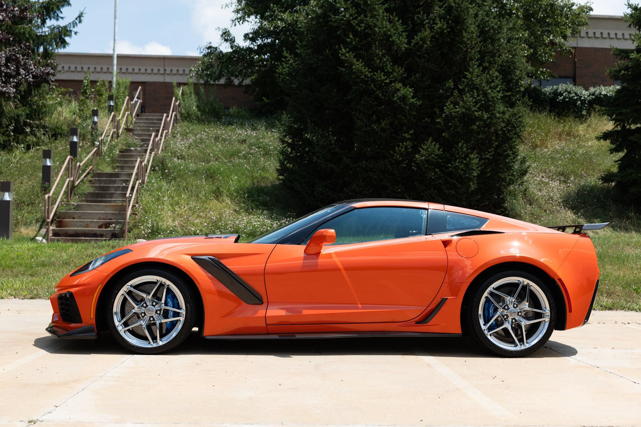 Used 2019 Chevrolet Corvette ZR1 RWD image 3