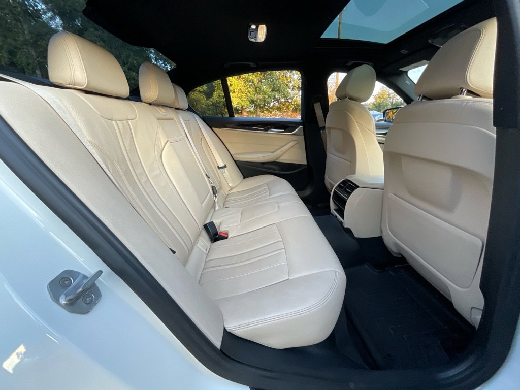 Used 2019 BMW 530i w/ Convenience Package image 30