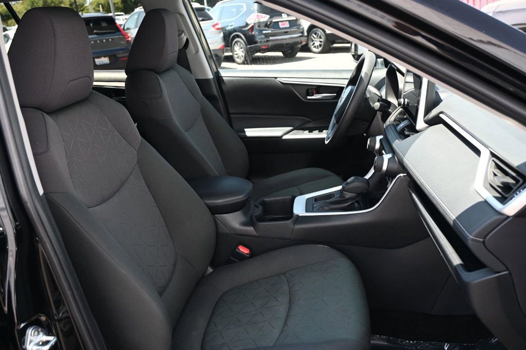 Used 2024 Toyota RAV4 XLE image 16