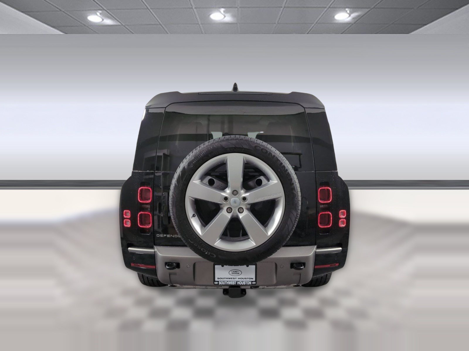 New 2025 Land Rover Defender 130 X-Dynamic SE AWD/4WD image 10
