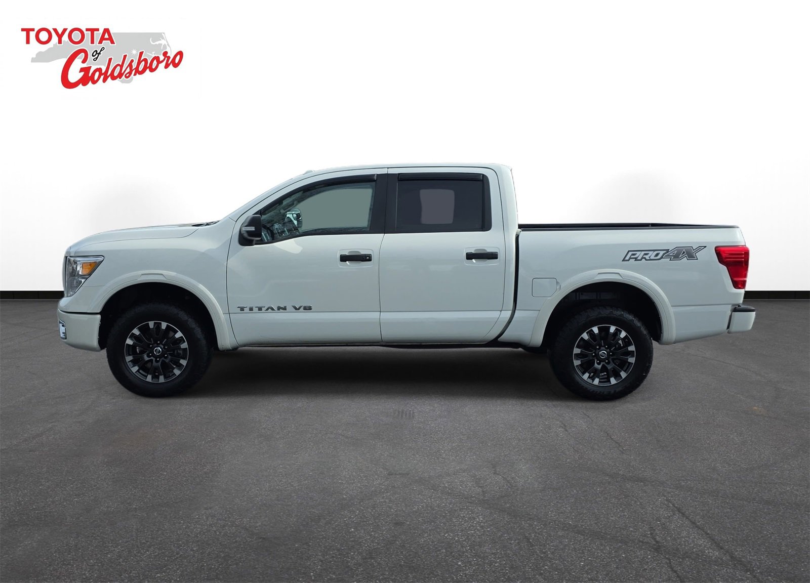 Used 2019 Nissan Titan PRO-4X image 8