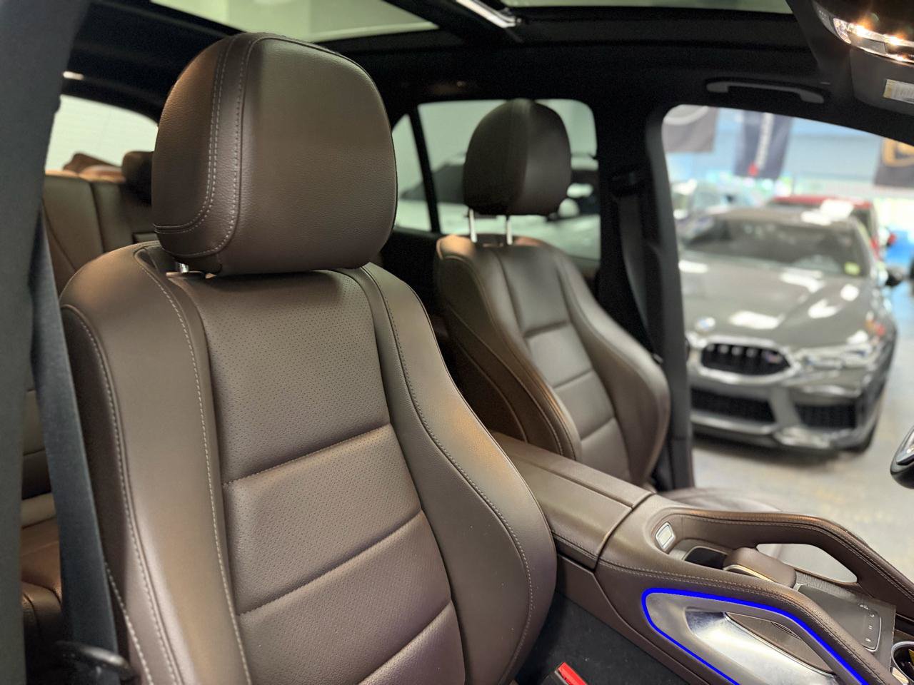 Used 2022 Mercedes-Benz GLE 350 4MATIC w/ AMG Line Exterior image 28