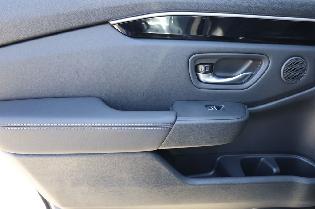 New 2025 Honda Pilot Touring image 28