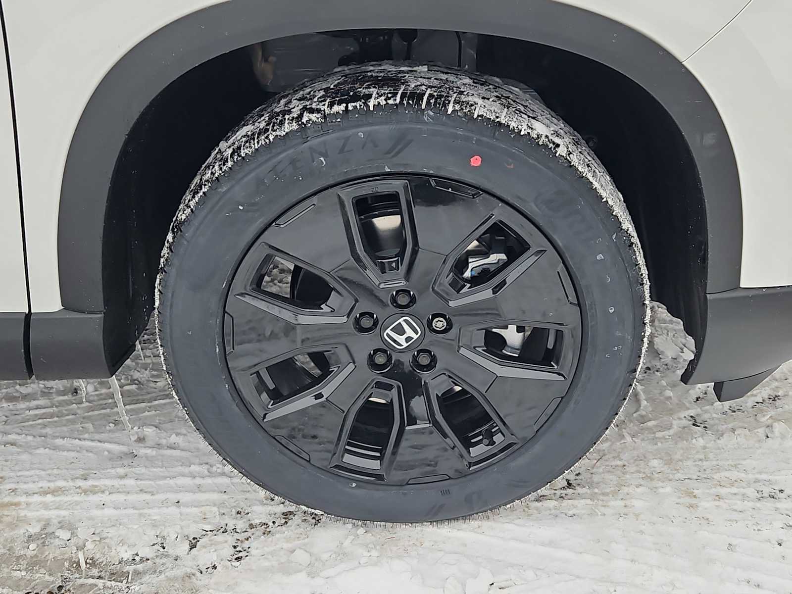 New 2026 Honda Pilot Black Edition image 4