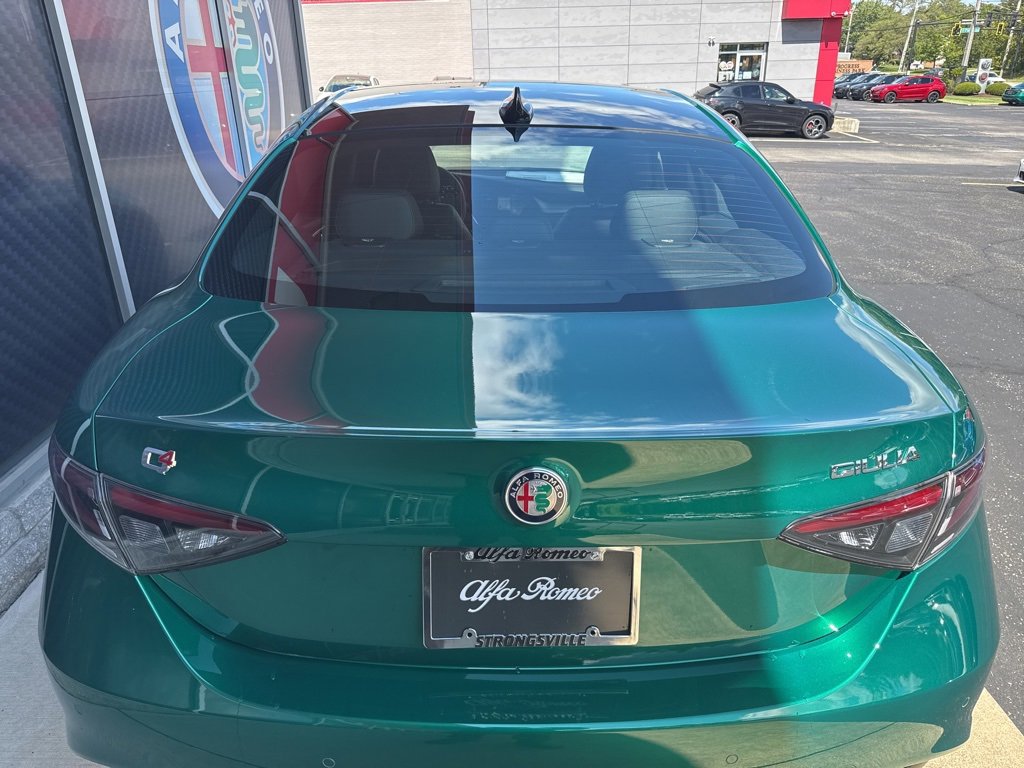 New 2025 Alfa Romeo Giulia AWD w/ Driving Assist Package image 7