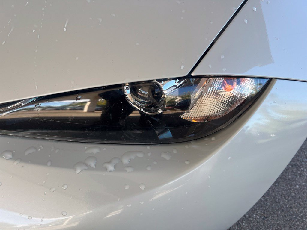Used 2018 MAZDA MX-5 Miata Grand Touring RWD image 15