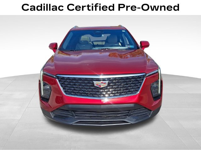 Used 2024 Cadillac XT4 Luxury w/ Cold Weather Package AWD/4WD image 2