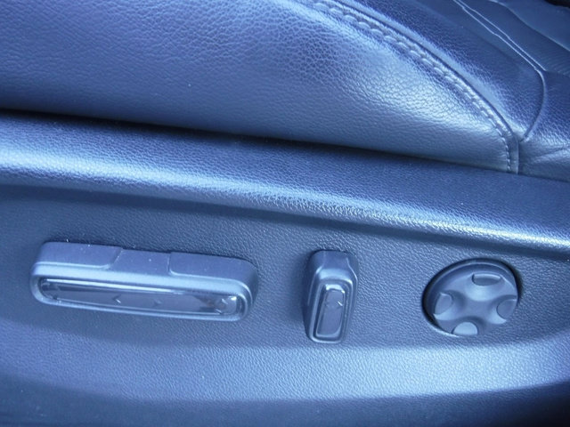 Used 2017 Honda CR-V EX-L image 18