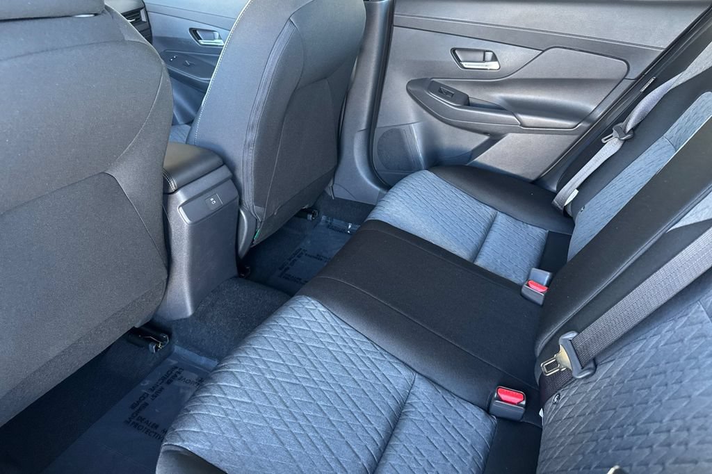 New 2026 Nissan Sentra SV w/ SV Convenience Package FWD image 9