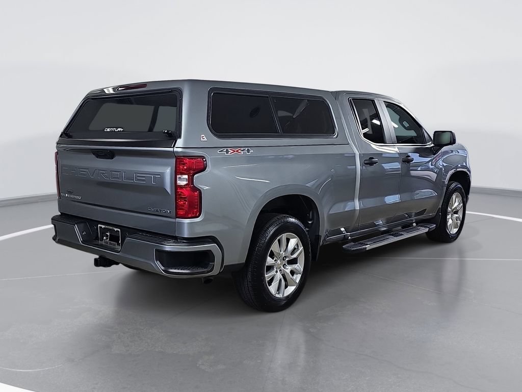 Certified 2023 Chevrolet Silverado 1500 Custom AWD/4WD image 3