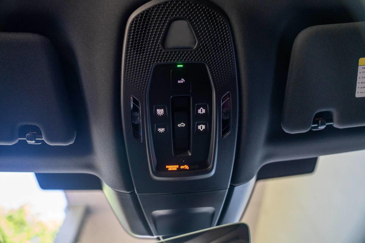 Certified 2025 Porsche Panamera 4 AWD/4WD image 18