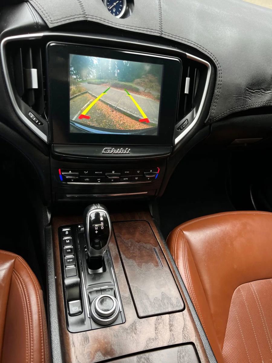 Used 2017 Maserati Ghibli w/ Luxury Package image 11