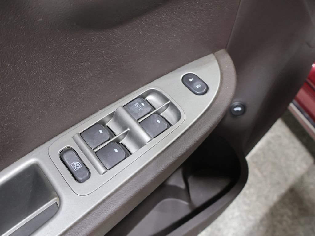 Used 2008 Chevrolet Malibu LTZ FWD image 20