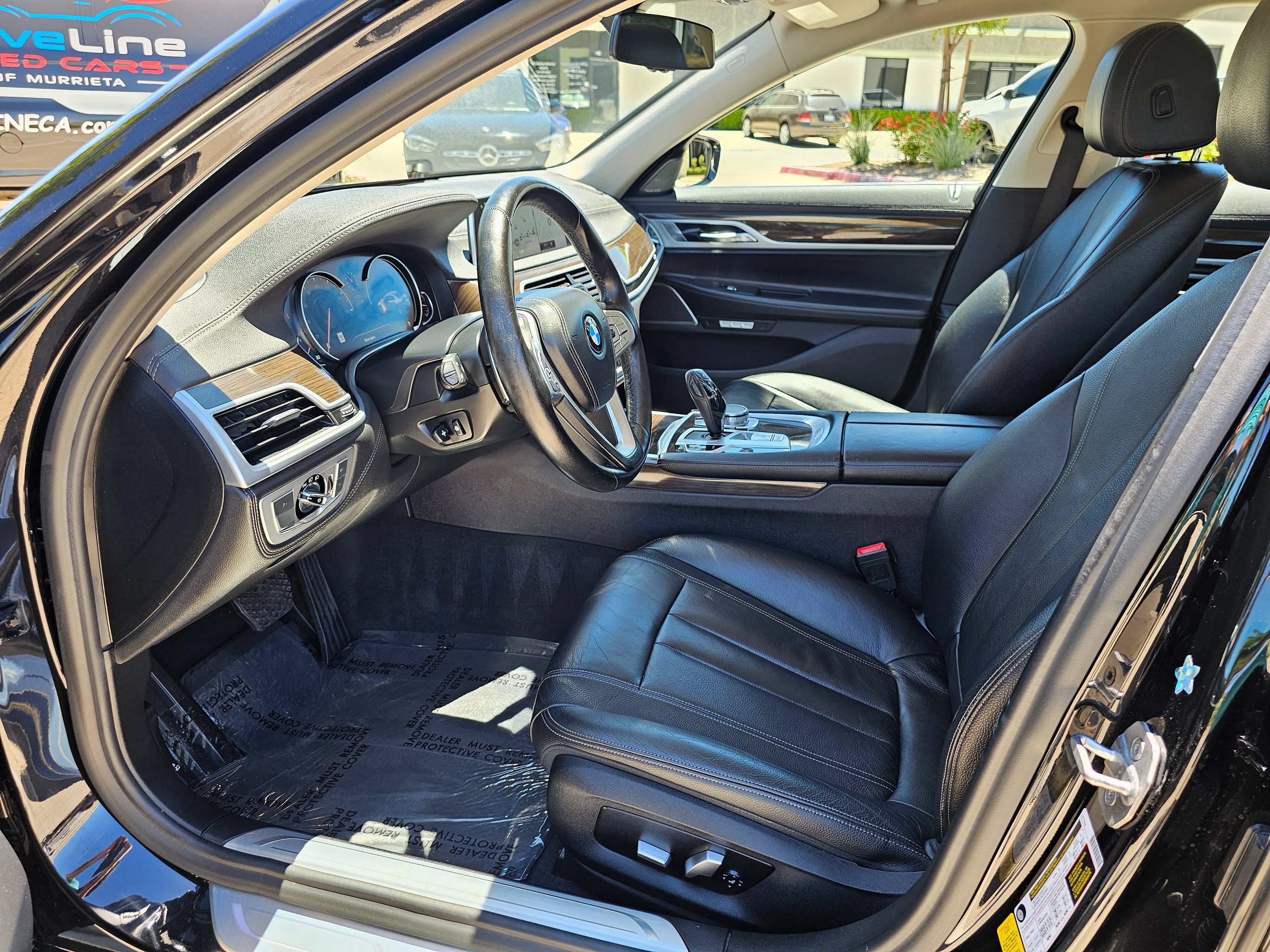 Used 2018 BMW 740i RWD image 19