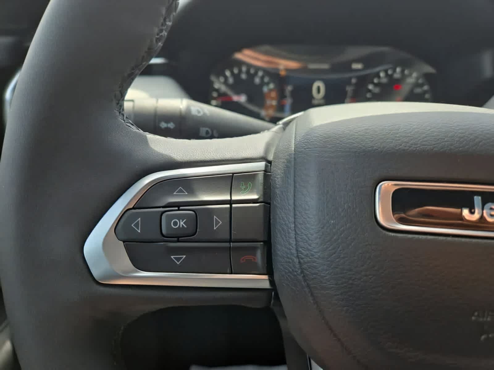 Used 2024 Jeep Compass Limited AWD/4WD image 32