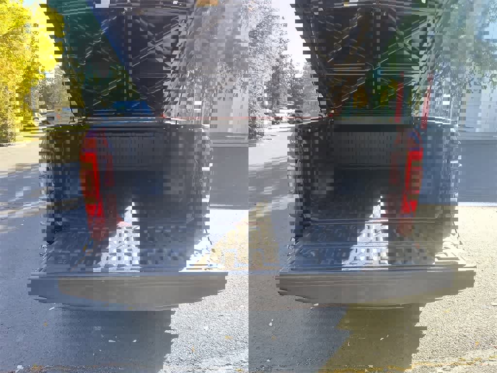 Used 2020 RAM 1500 Limited image 23