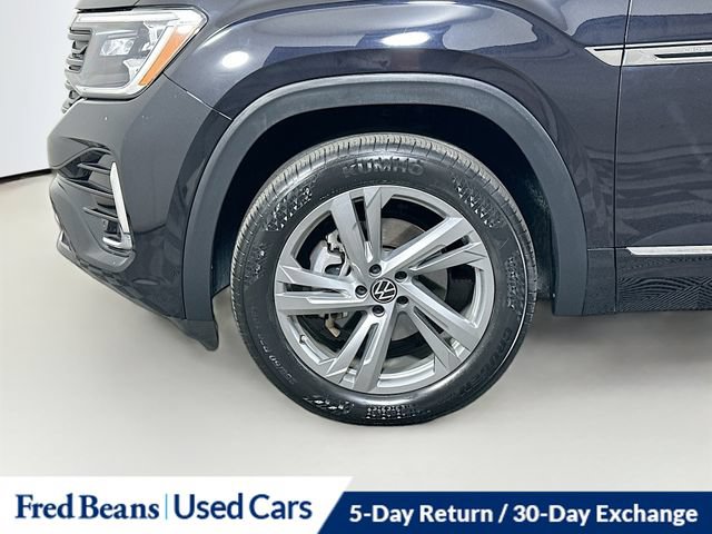 Used 2024 Volkswagen Atlas Cross Sport SEL R-Line AWD/4WD image 37