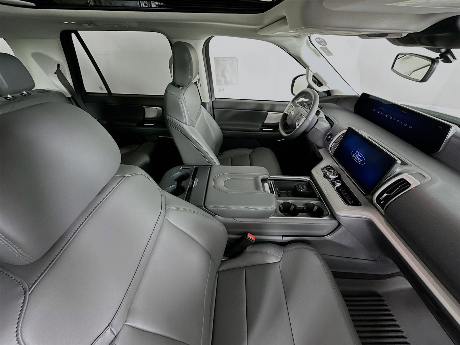 New 2026 Ford Expedition Active image 30