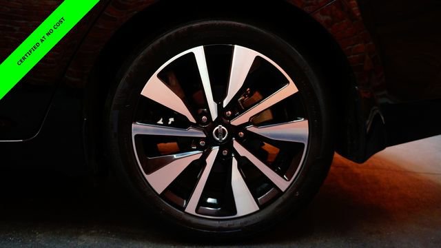 Certified 2021 Nissan Sentra SV w/ SV Premium Package FWD image 76
