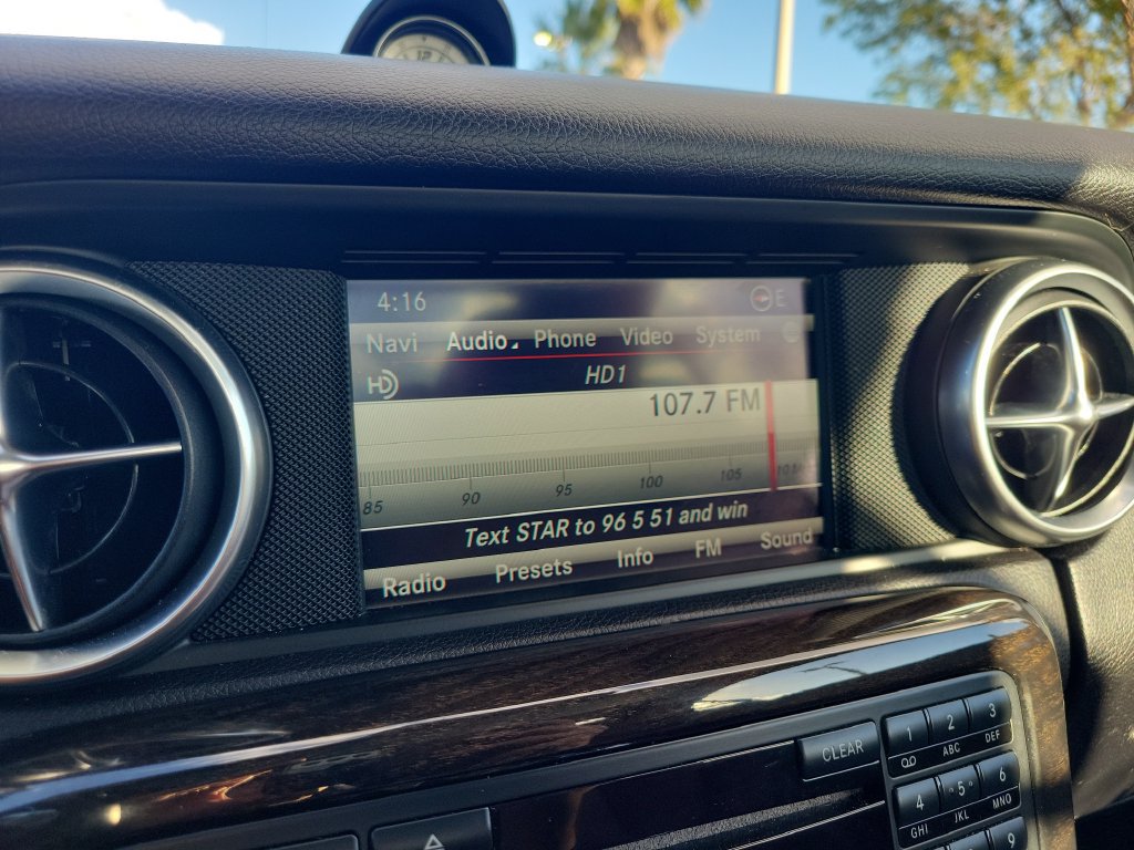Used 2016 Mercedes-Benz SLK 300 image 17