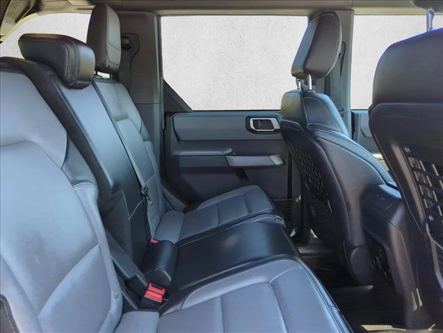 Used 2022 Ford Bronco Everglades image 23