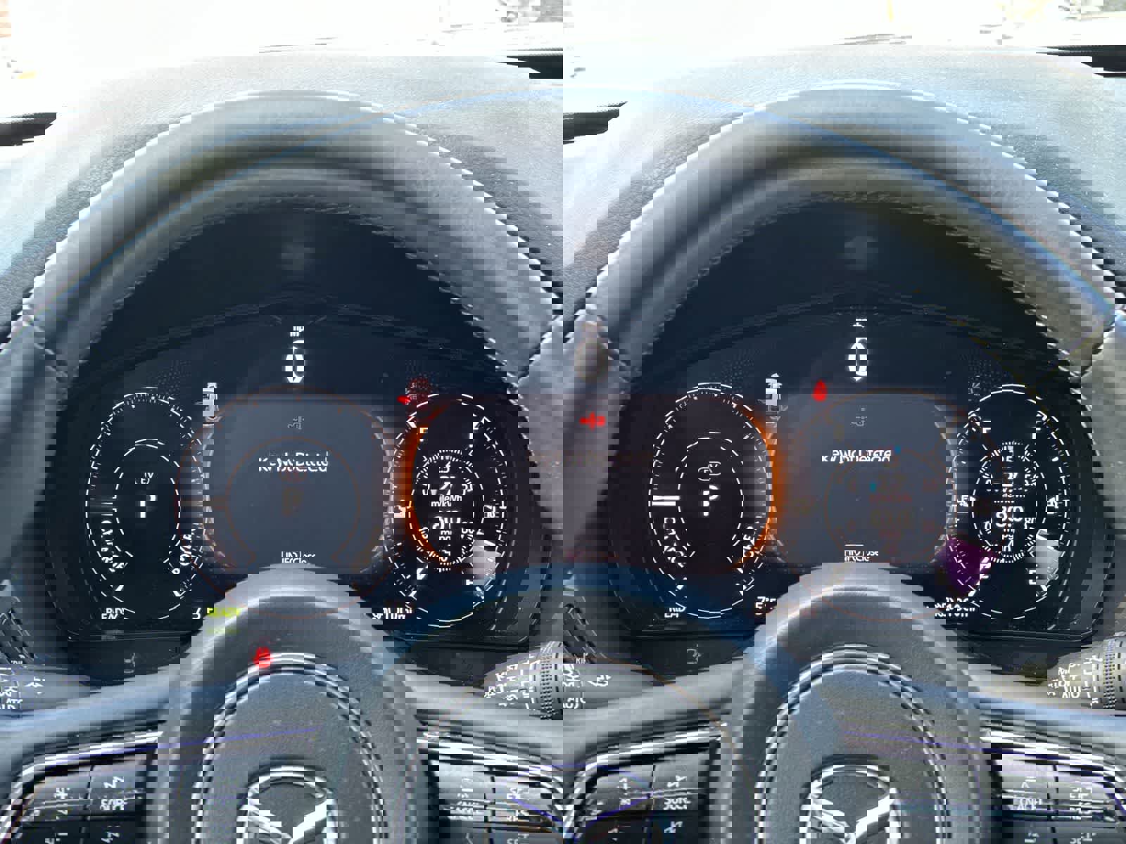 Used 2024 MAZDA CX-90 Plug-In Hybrid w/ Preferred AWD/4WD image 24