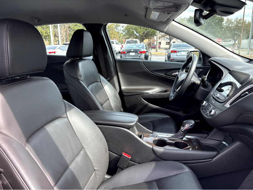 Used 2024 Chevrolet Malibu LT image 12