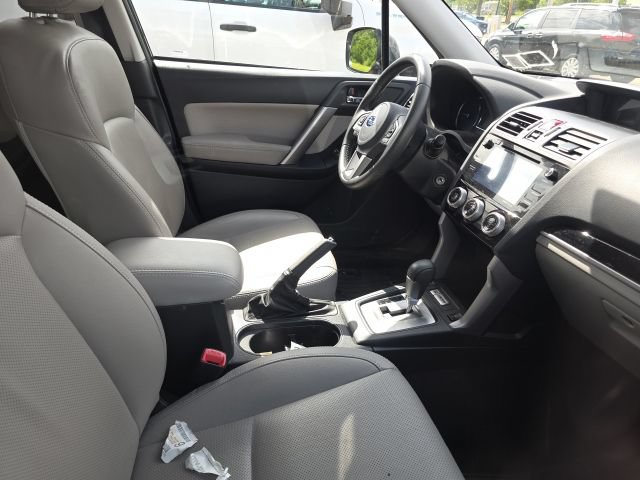 Used 2017 Subaru Forester 2.5i Limited w/ Popular Package #2 AWD/4WD image 3