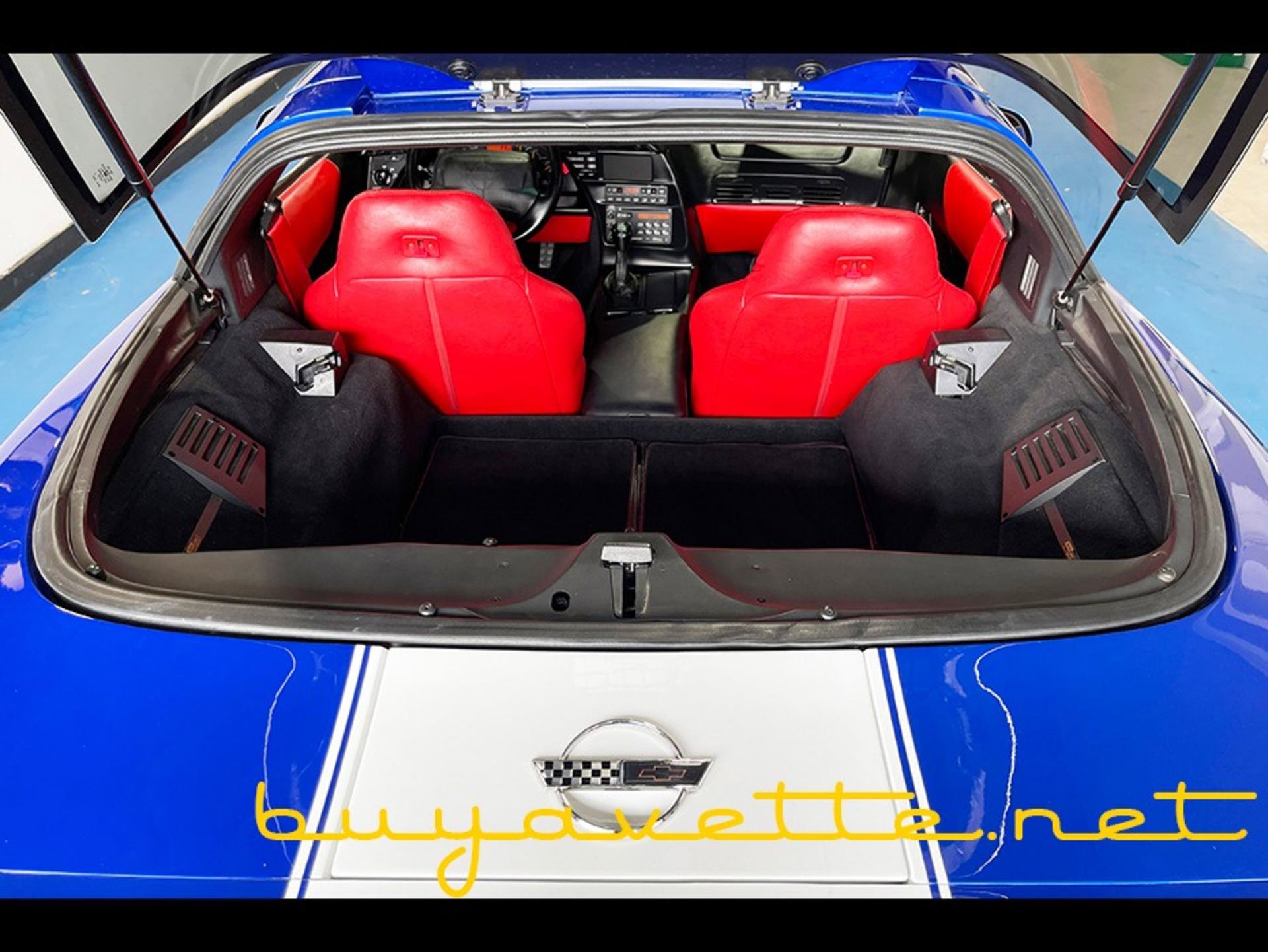 Used 1996 Chevrolet Corvette Coupe RWD image 23