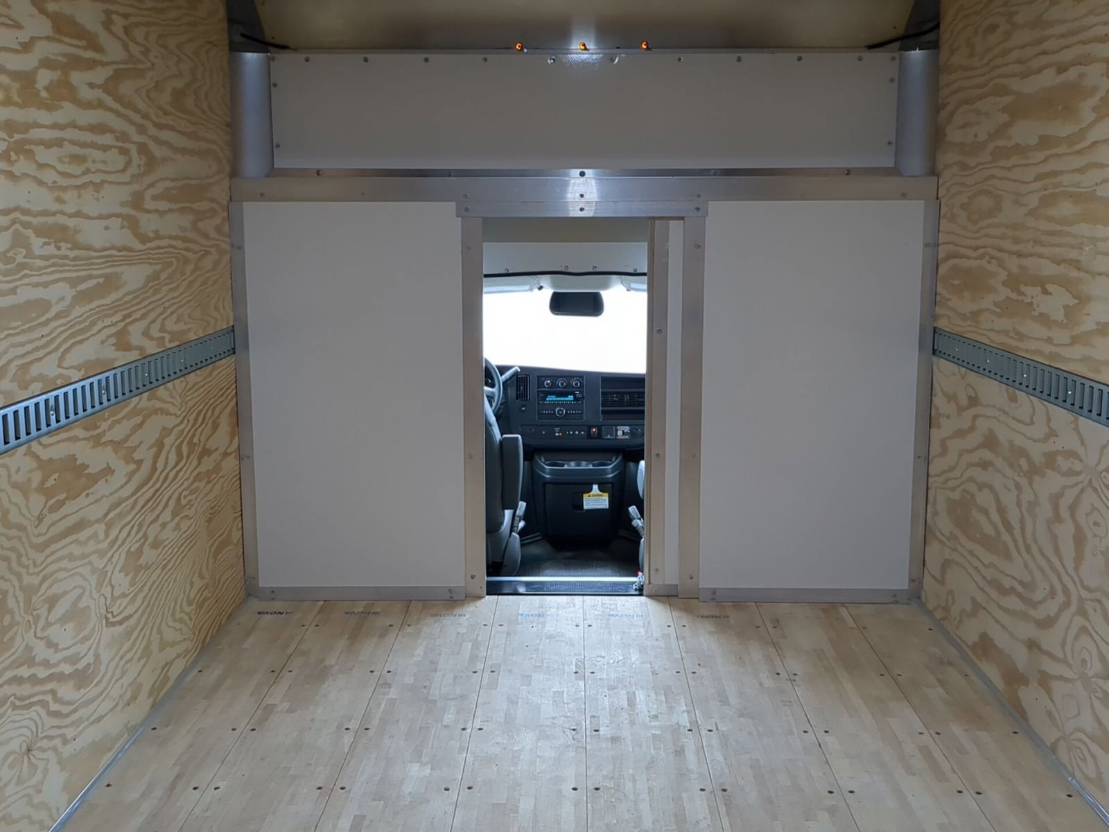 New 2025 GMC Savana 4500 w/ Power Convenience Package RWD image 33