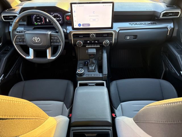 Used 2025 Toyota Tacoma TRD Off-Road image 15