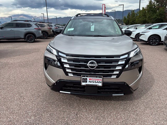 New 2026 Nissan Rogue Platinum AWD/4WD image 2