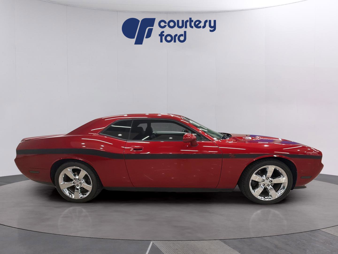 Used 2010 Dodge Challenger R/T RWD image 8