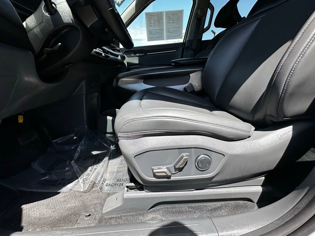 Used 2024 Kia EV9 Light Long Range RWD image 12