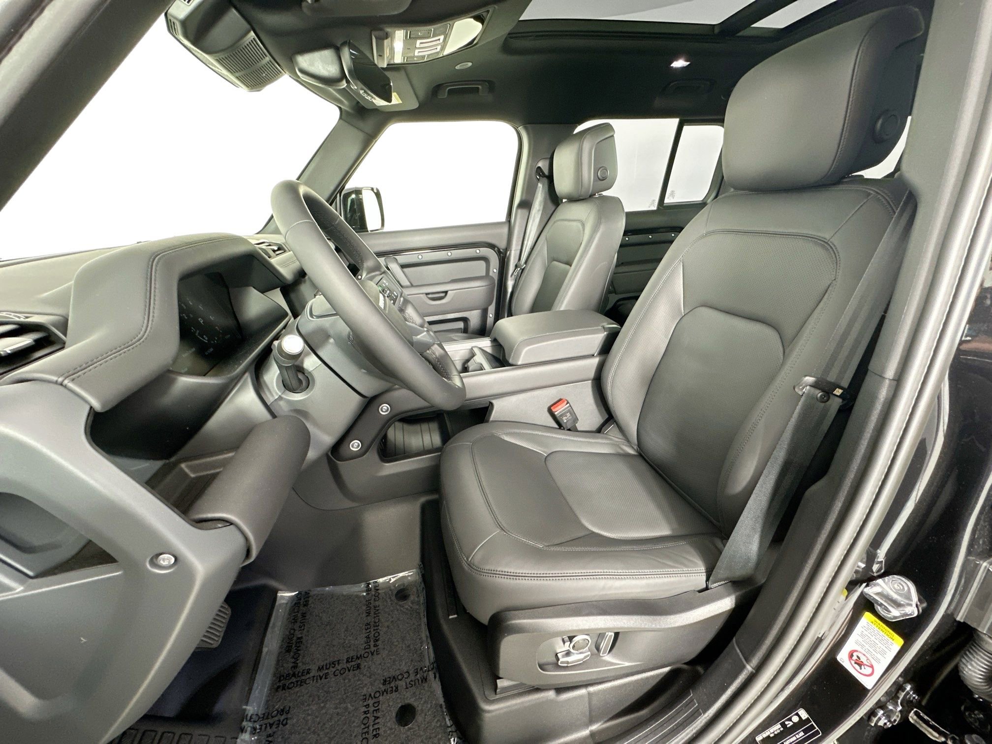 Used 2026 Land Rover Defender 130 X-Dynamic SE image 19