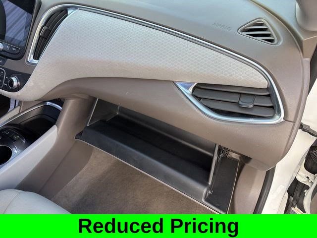 Used 2020 Chevrolet Malibu LT image 42