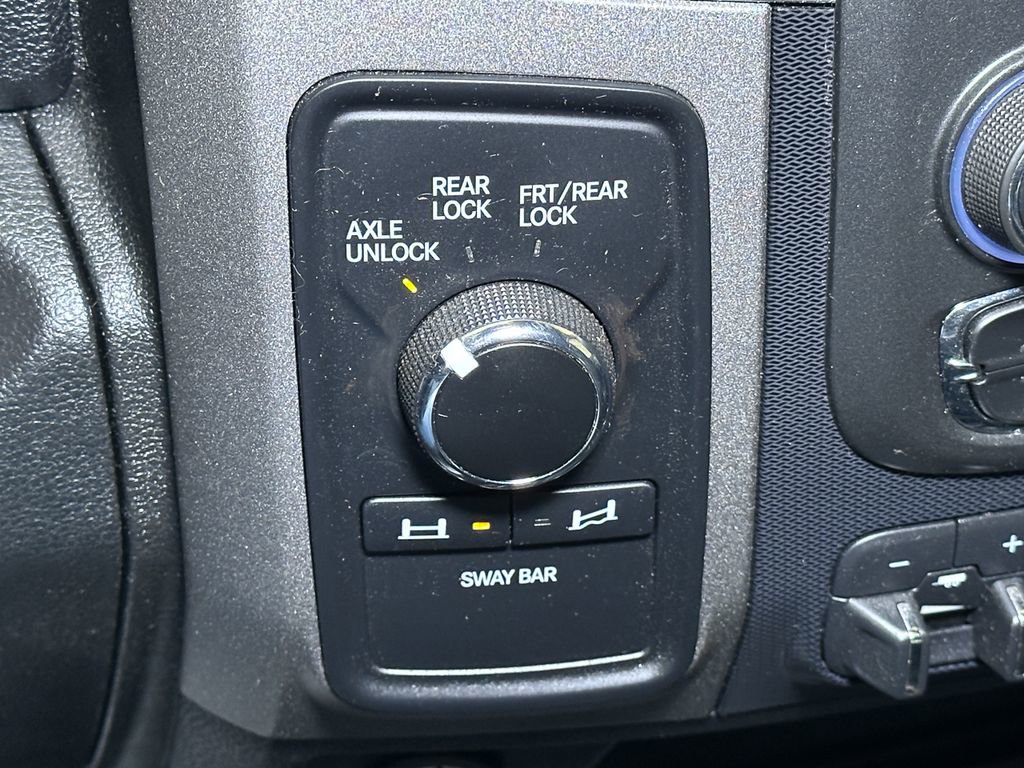 Used 2017 RAM 2500 Power Wagon w/ Leather & Luxury Group image 39