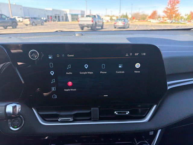 New 2027 Chevrolet Equinox LT w/ Convenience Package II AWD/4WD image 17