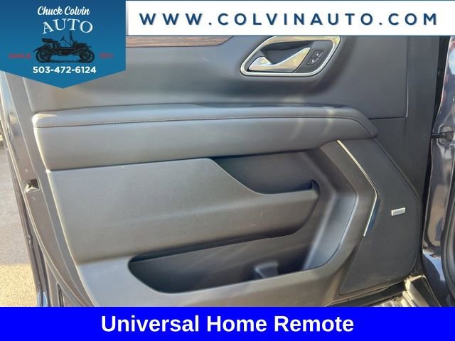 Used 2022 Chevrolet Suburban High Country w/ Premium Package 2 AWD/4WD image 13
