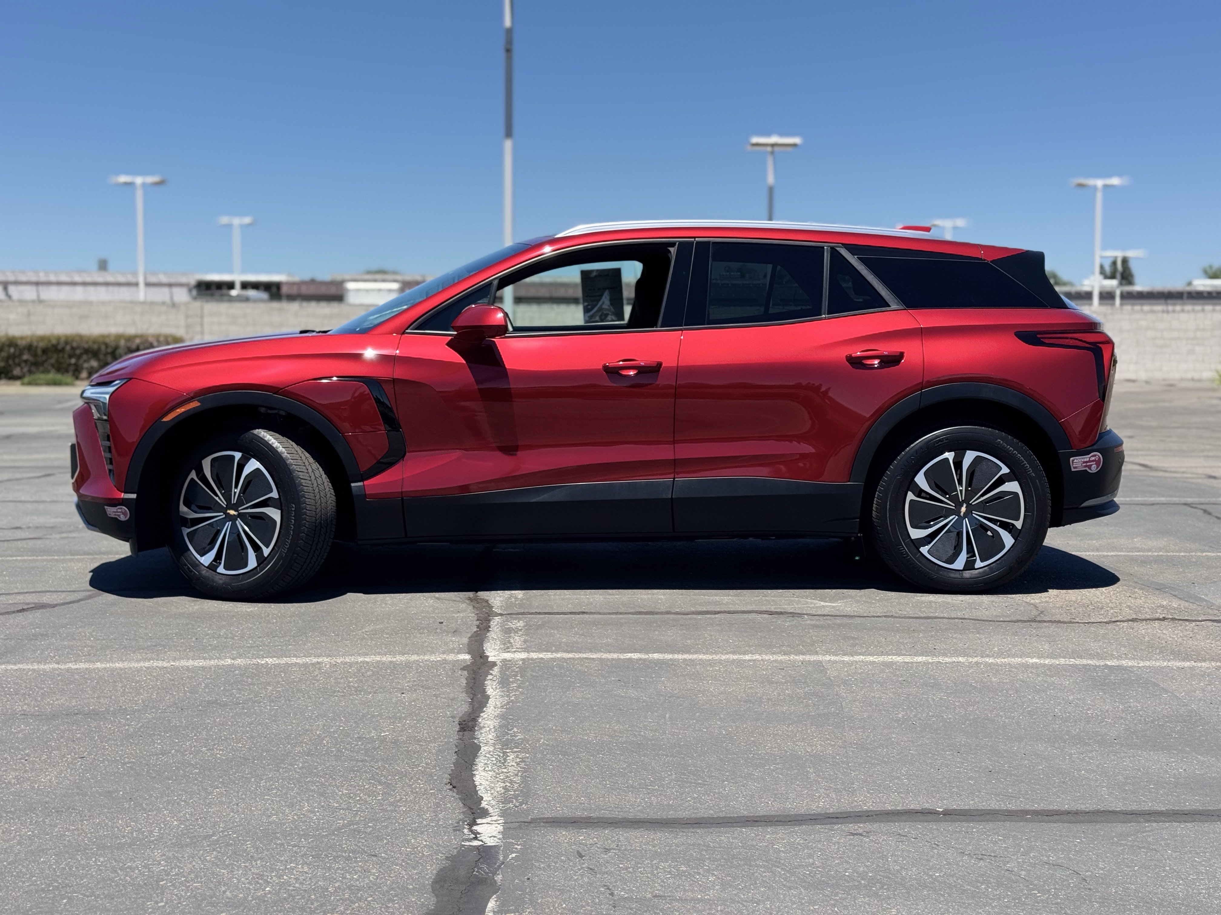 Used 2024 Chevrolet Blazer EV LT AWD/4WD image 4