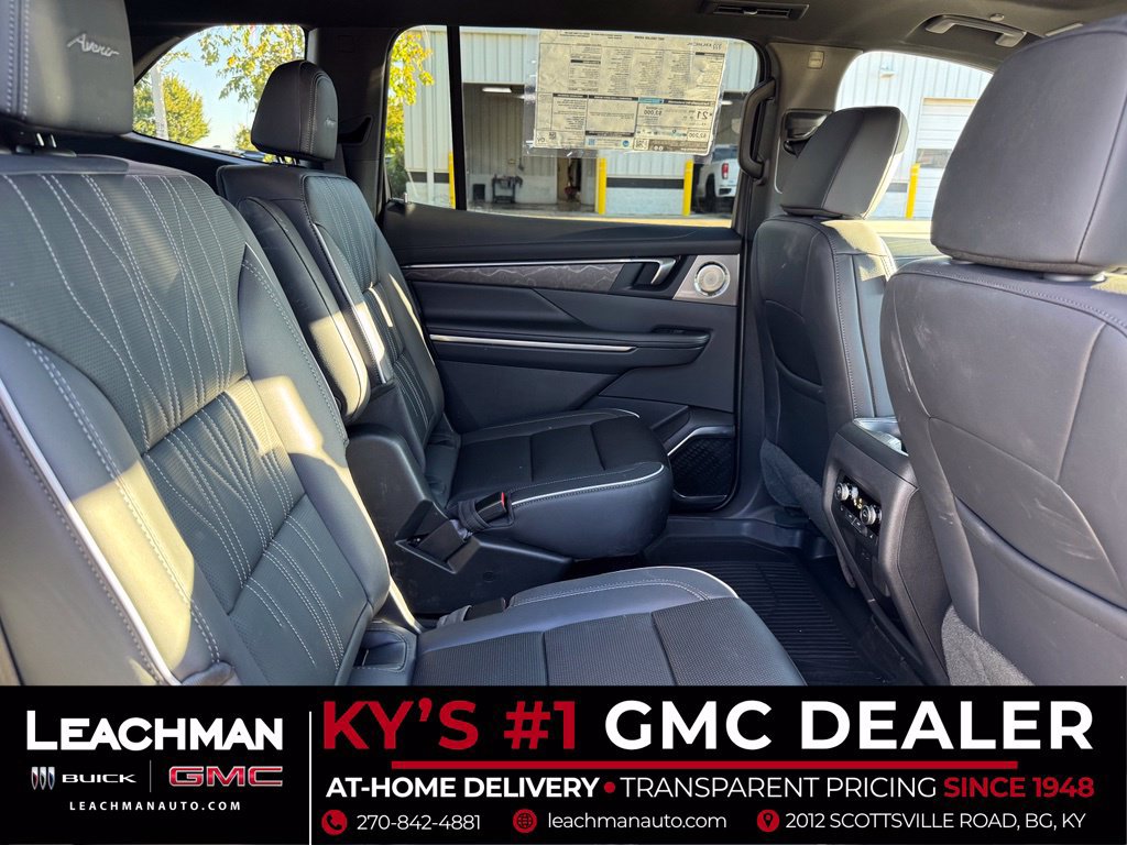 New 2027 Buick Enclave Avenir w/ LPO, Floor Liner Package AWD/4WD image 28