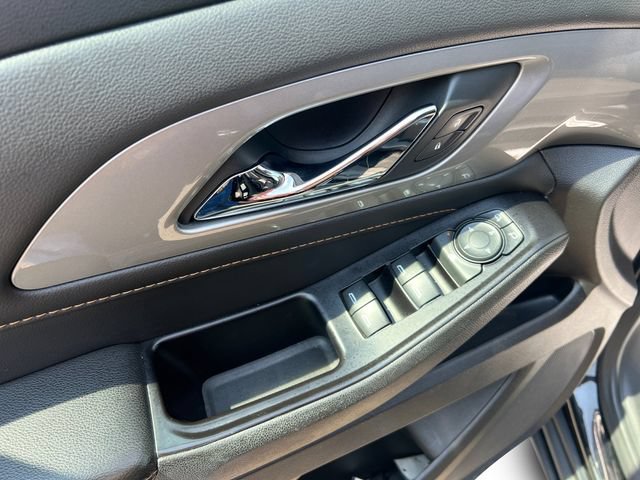 Used 2020 Chevrolet Traverse LS w/ LPO, Floor Liner Package AWD/4WD image 11