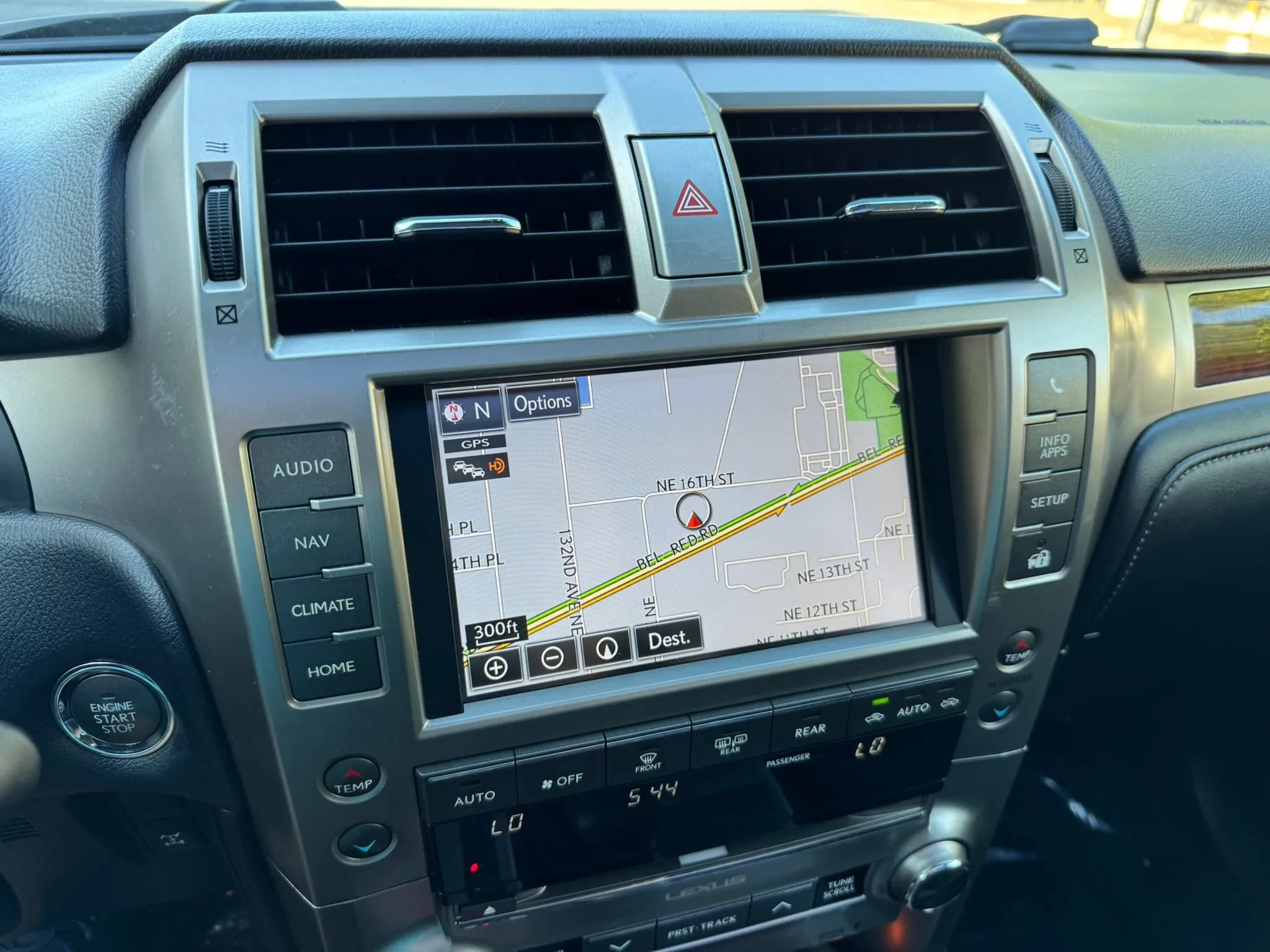 Used 2016 Lexus GX 460 w/ Premium Package AWD/4WD image 34
