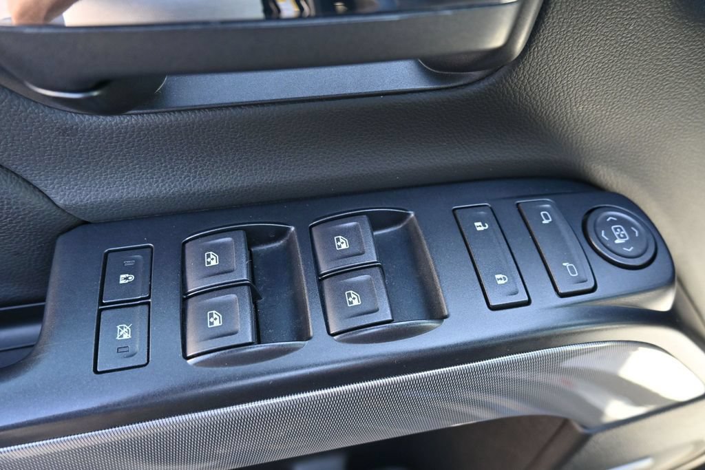 Used 2019 Chevrolet Silverado 2500 LT w/ All Star Edition AWD/4WD image 36