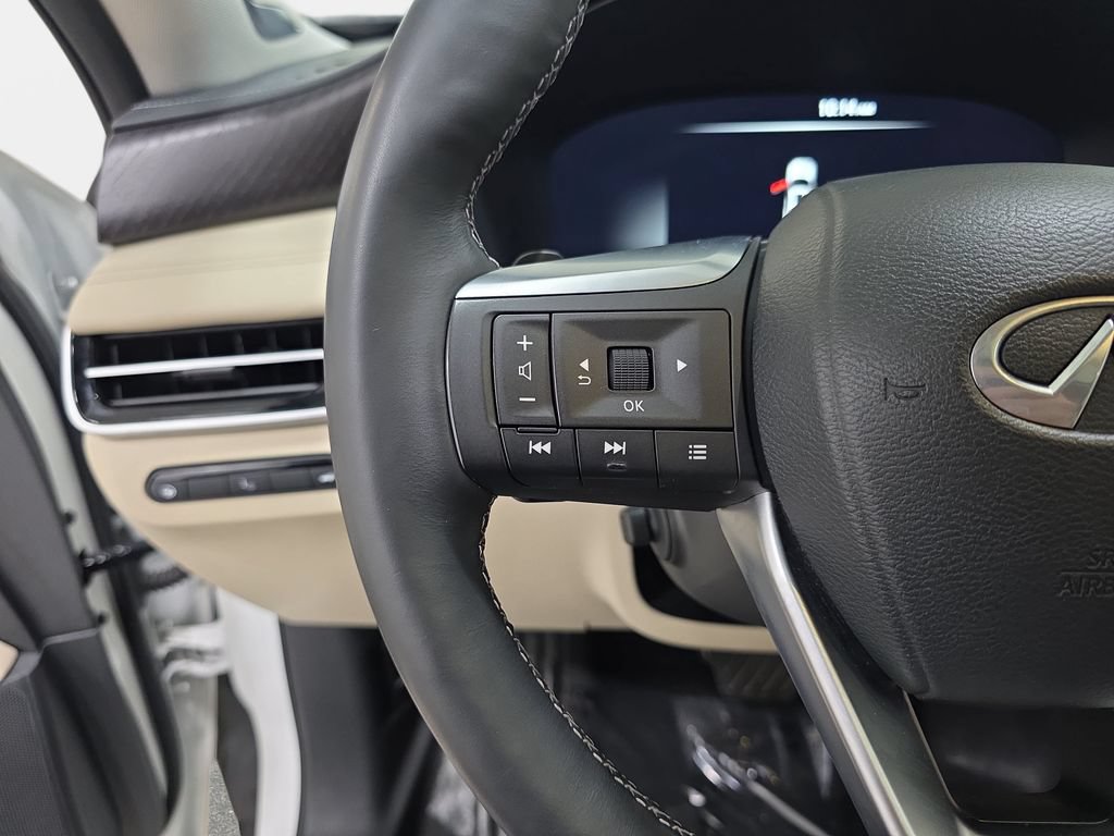Certified 2023 INFINITI QX60 Sensory w/ Vision Package AWD/4WD image 14