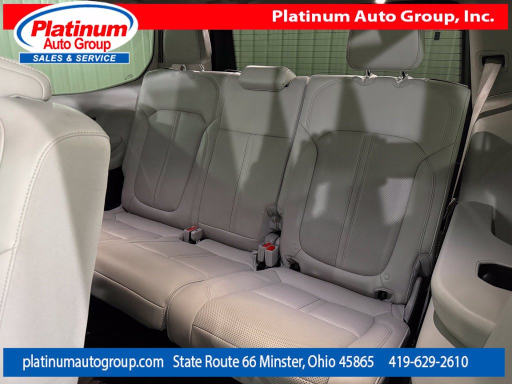 Used 2022 Jeep Wagoneer Series III AWD/4WD image 36
