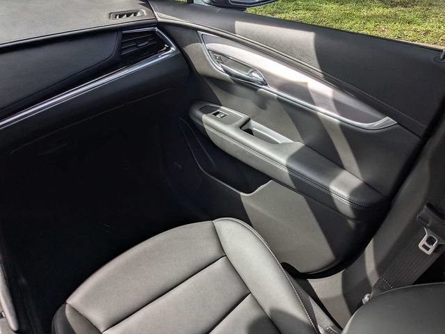 Certified 2021 Cadillac XT6 Luxury FWD image 18