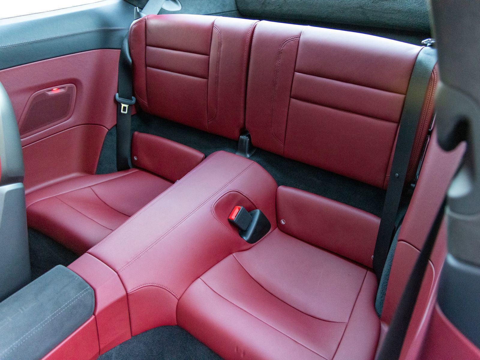 Used 2021 Porsche 911 Turbo S image 45