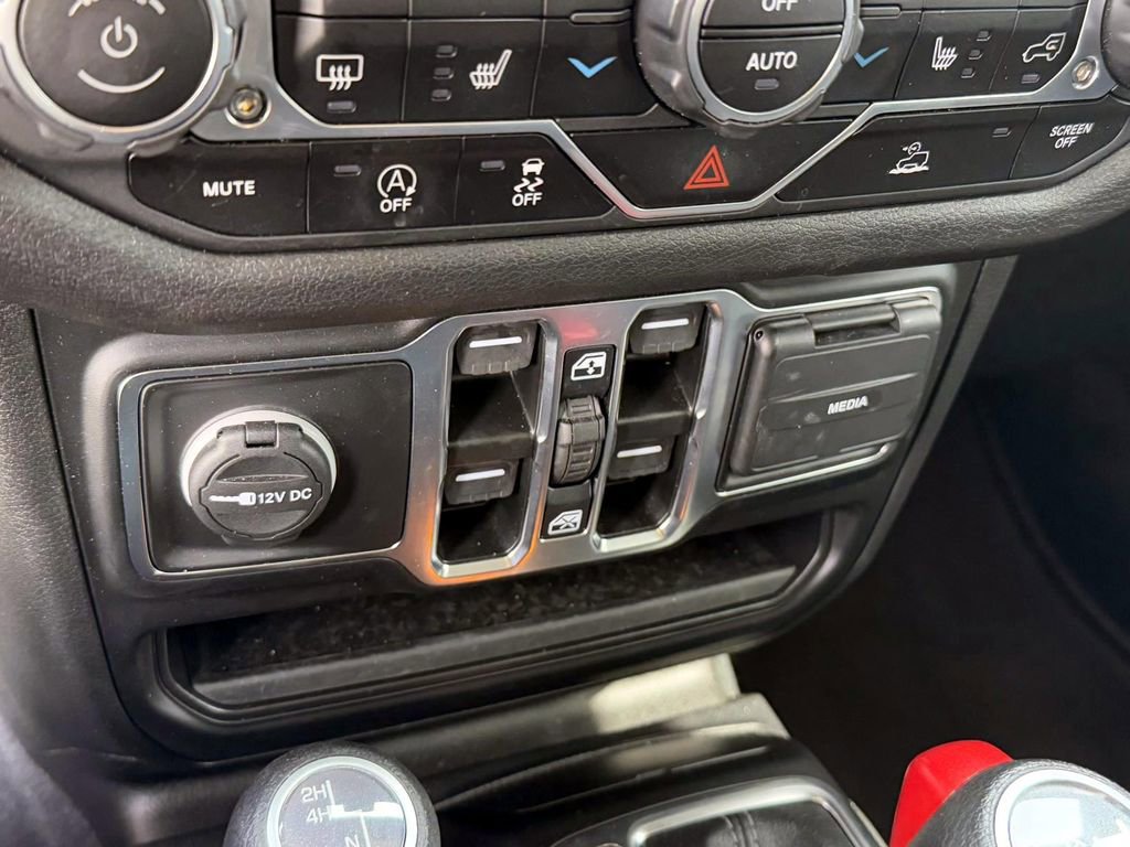 Certified 2024 Jeep Wrangler Sport S image 28